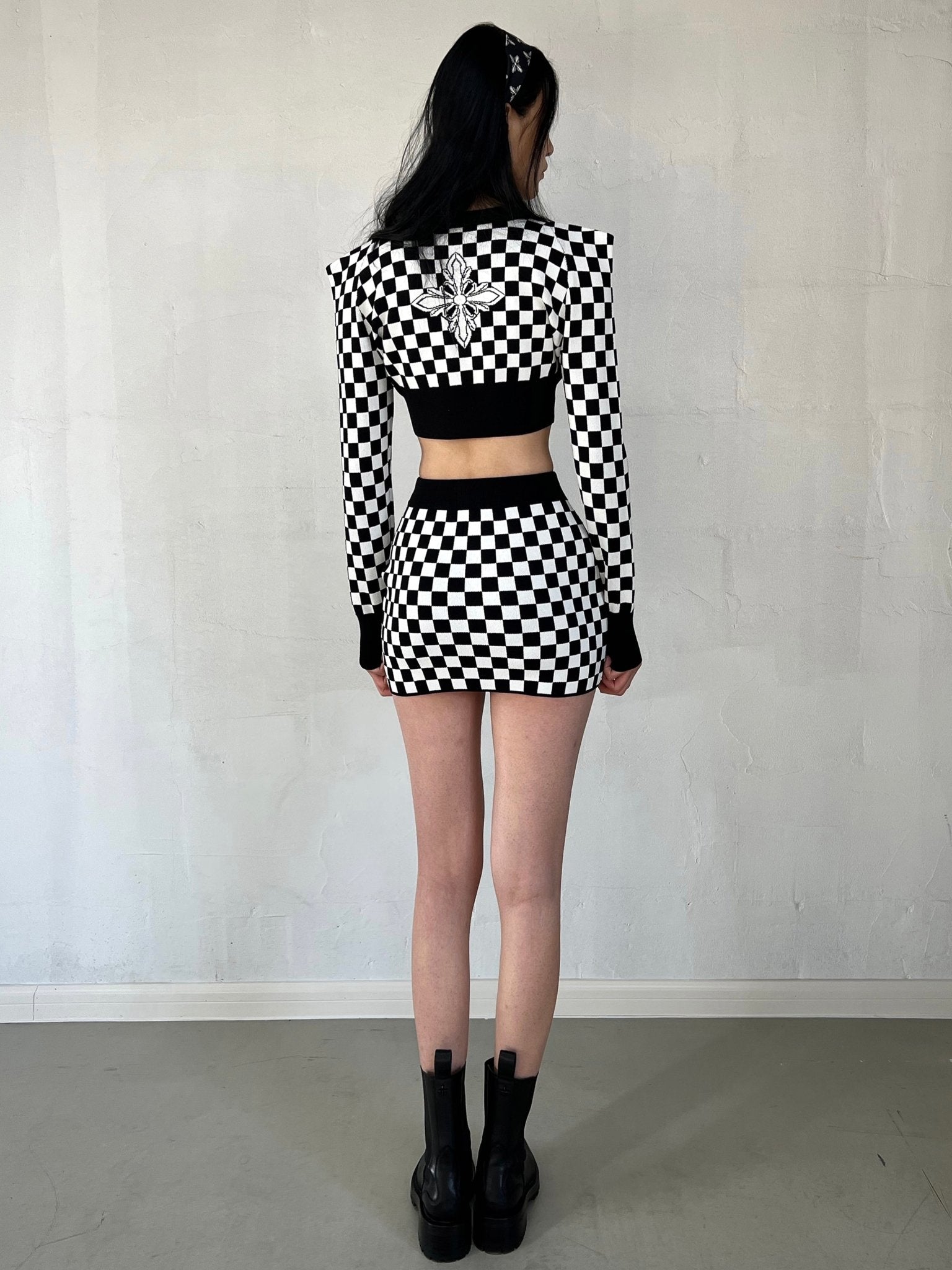 Black And White Grid Knitted Set