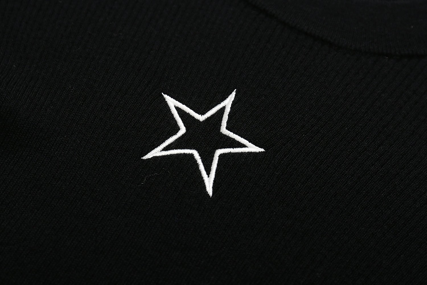 Black Stitched Star Bottoming Shirt