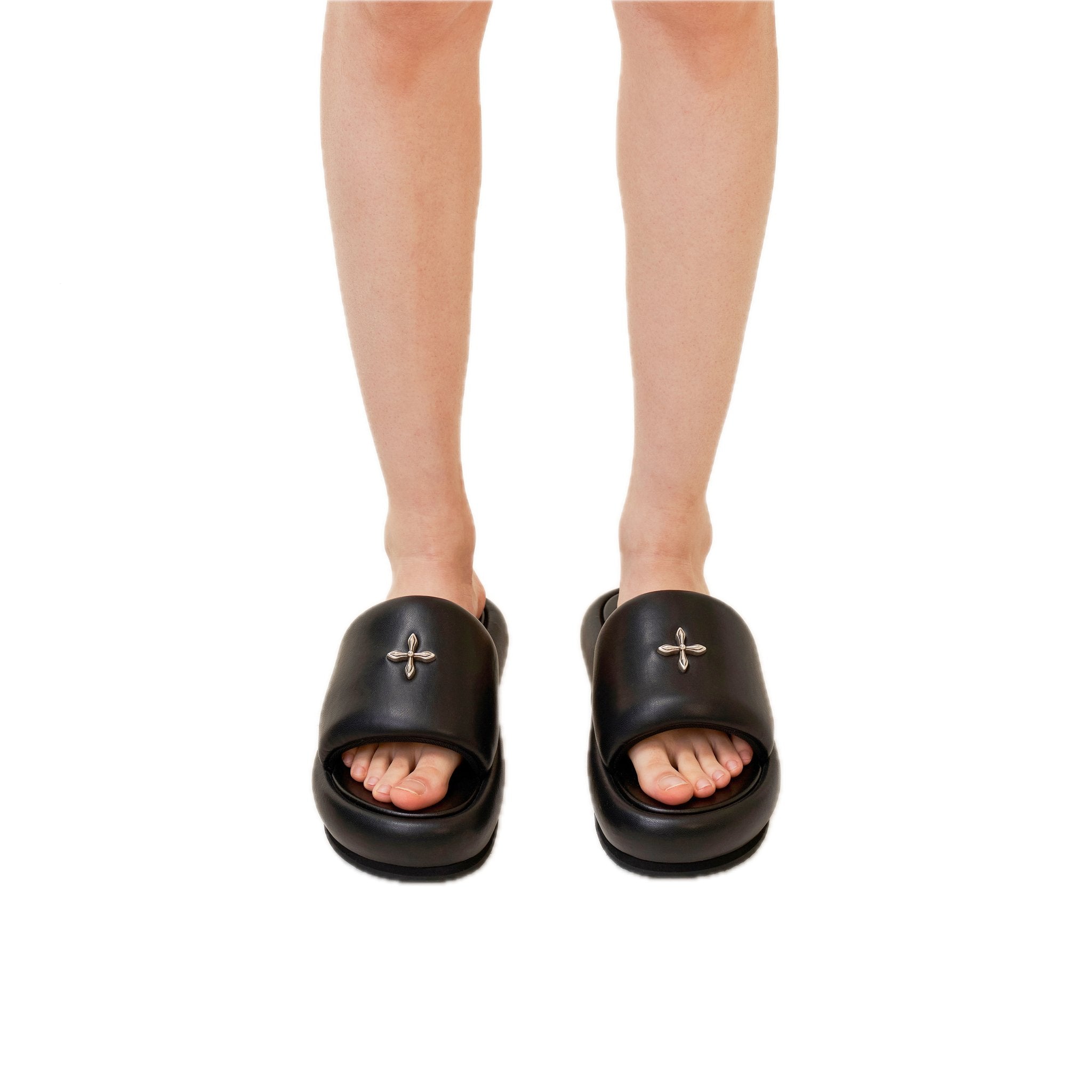 Compass Cross Classic Black Slipper