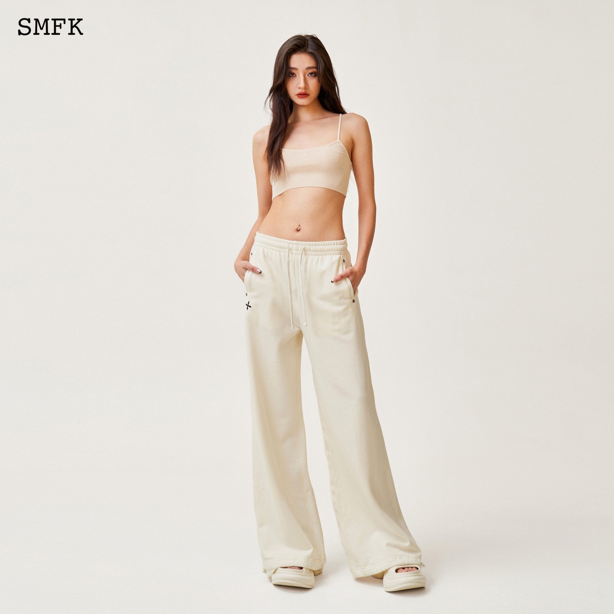 Compass Cross Classic Wide-Leg Sweatpants White