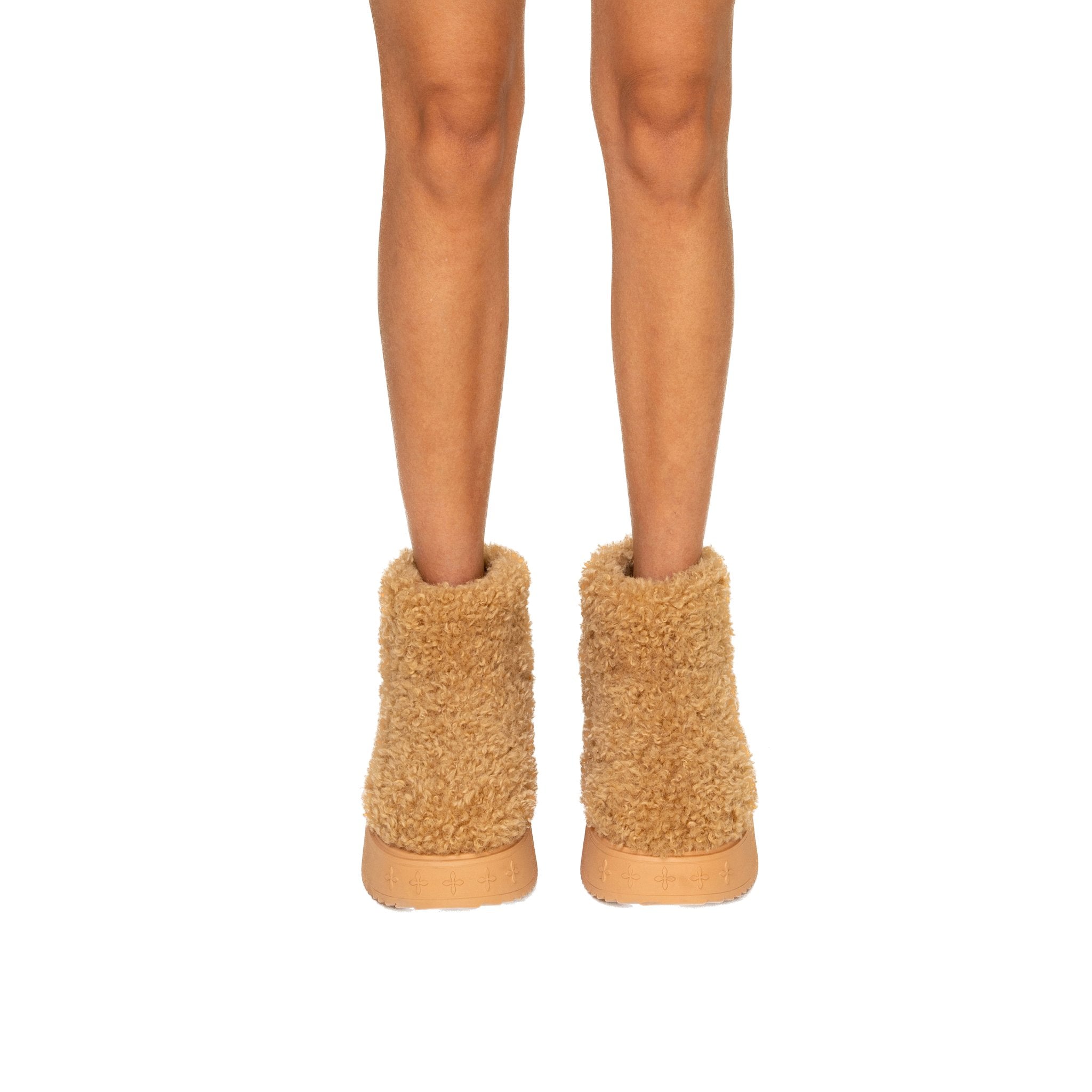 Compass Woolly Wheat Fluffy Short Boots