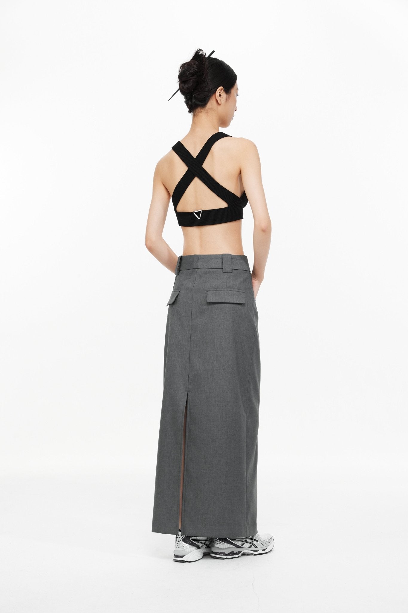 Grey Custom Metal Clip Side-Slit Mid-Length Skirt