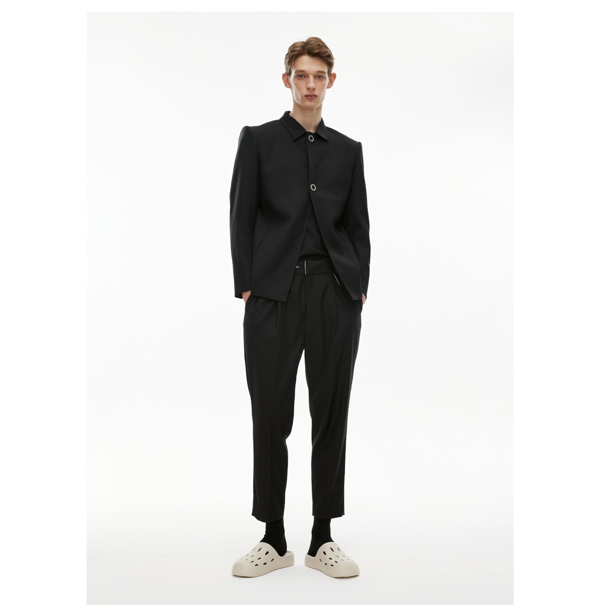 Hook Single Pleated Standard Waist Pants Black