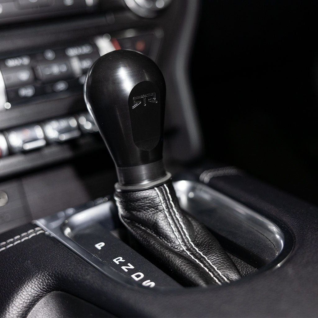 Ford Mustang RTR White Shift Knob - Black Engraving (15-20 GT, EcoBoost,  V6) - RTR Vehicles