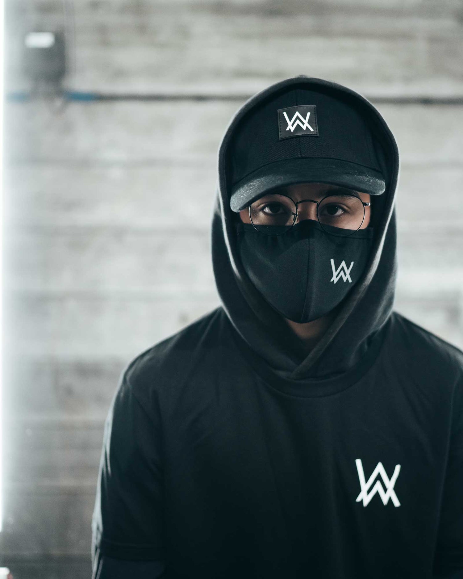 alan walker clothes