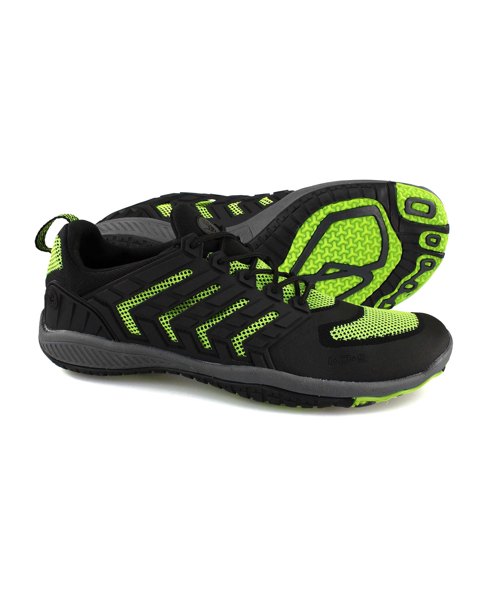 stylish mens water shoes