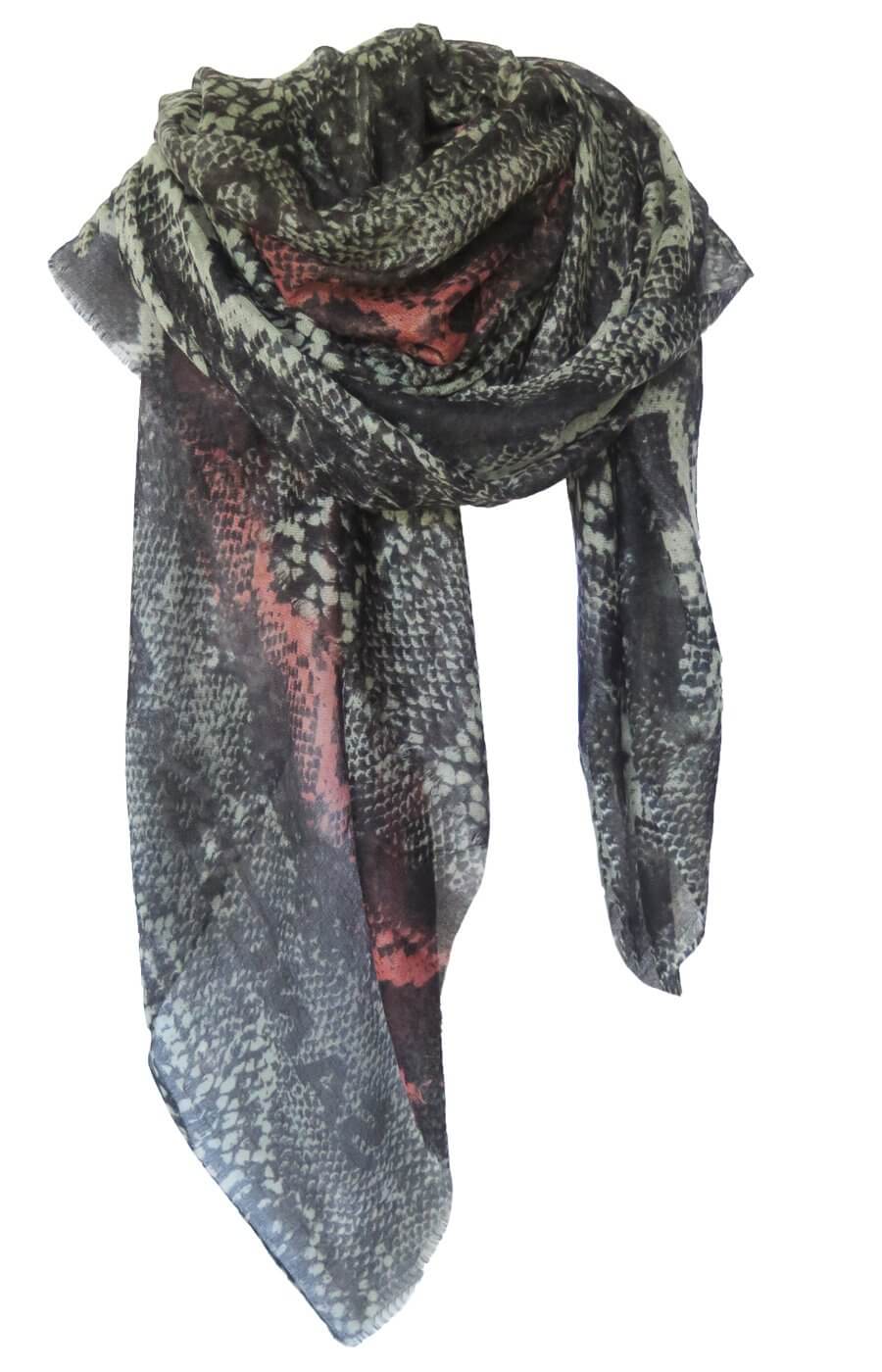 fine cashmere scarf