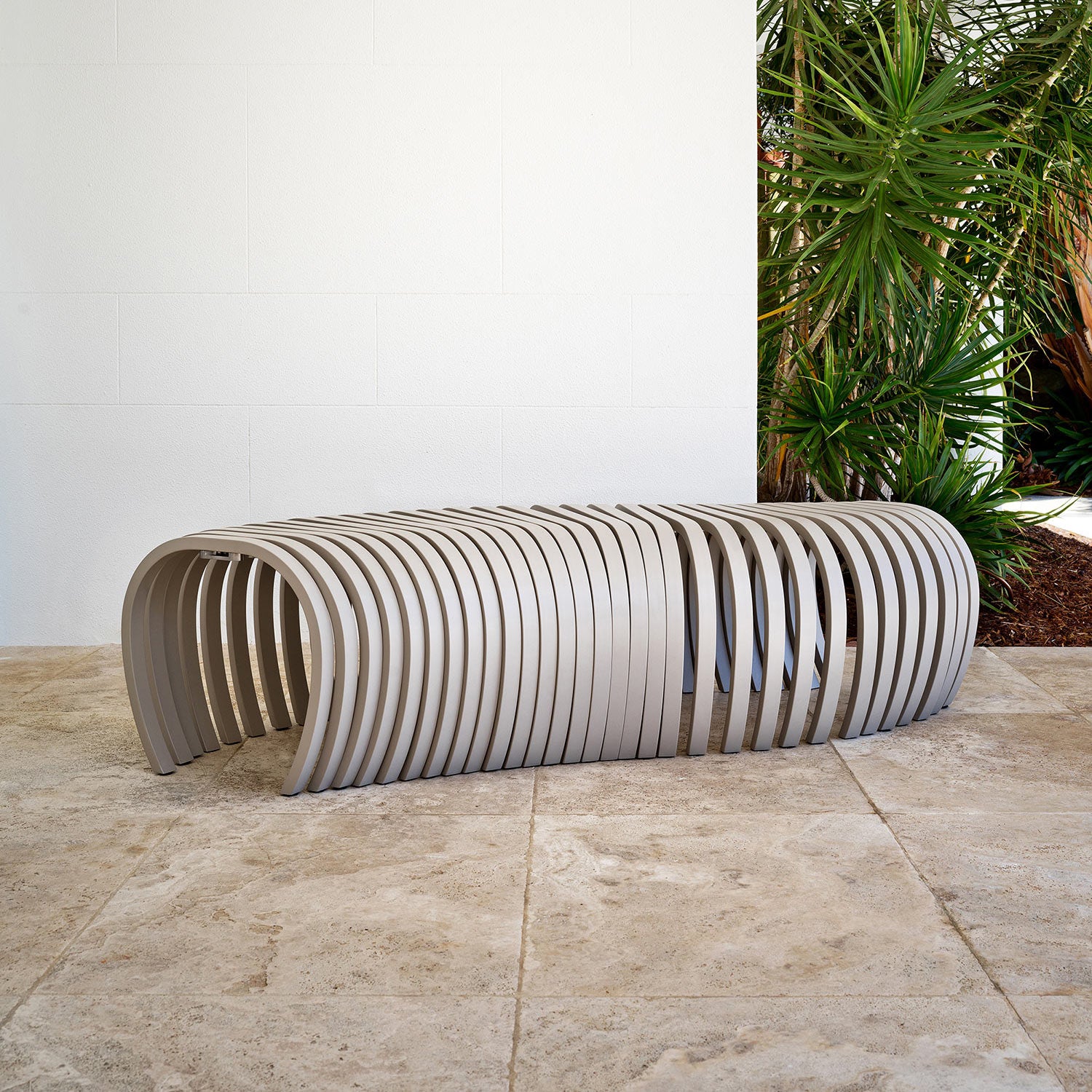 Ribs Bench Outdoor | Aluminium Metal Outdoor Furniture | Stefan Lie | DesignByThem