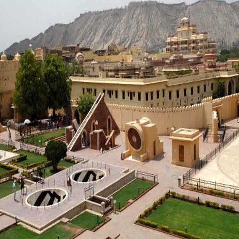 The-Jantar Mantar-Jaipur-serendipity-holidays-hyderabad-telangana-india-800-800