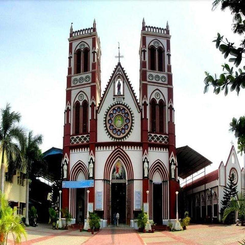 serendipity-holidays-hyderabad-telangana-pondicherry-church-of-sacred-heart-of-jesus-800x800