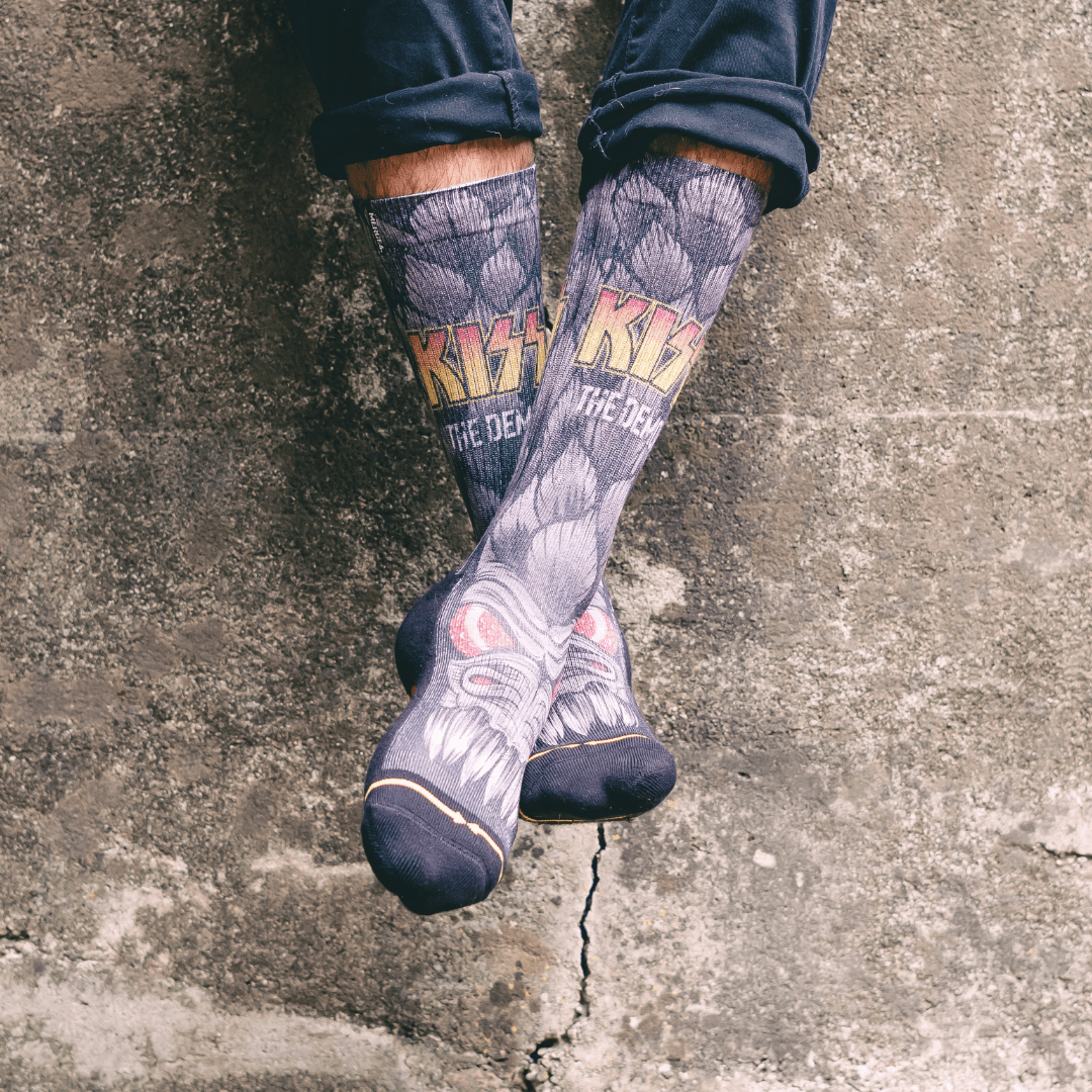 Two Left Feet Give Me a Kiss Series TLF7-S-GMK Crew Socks