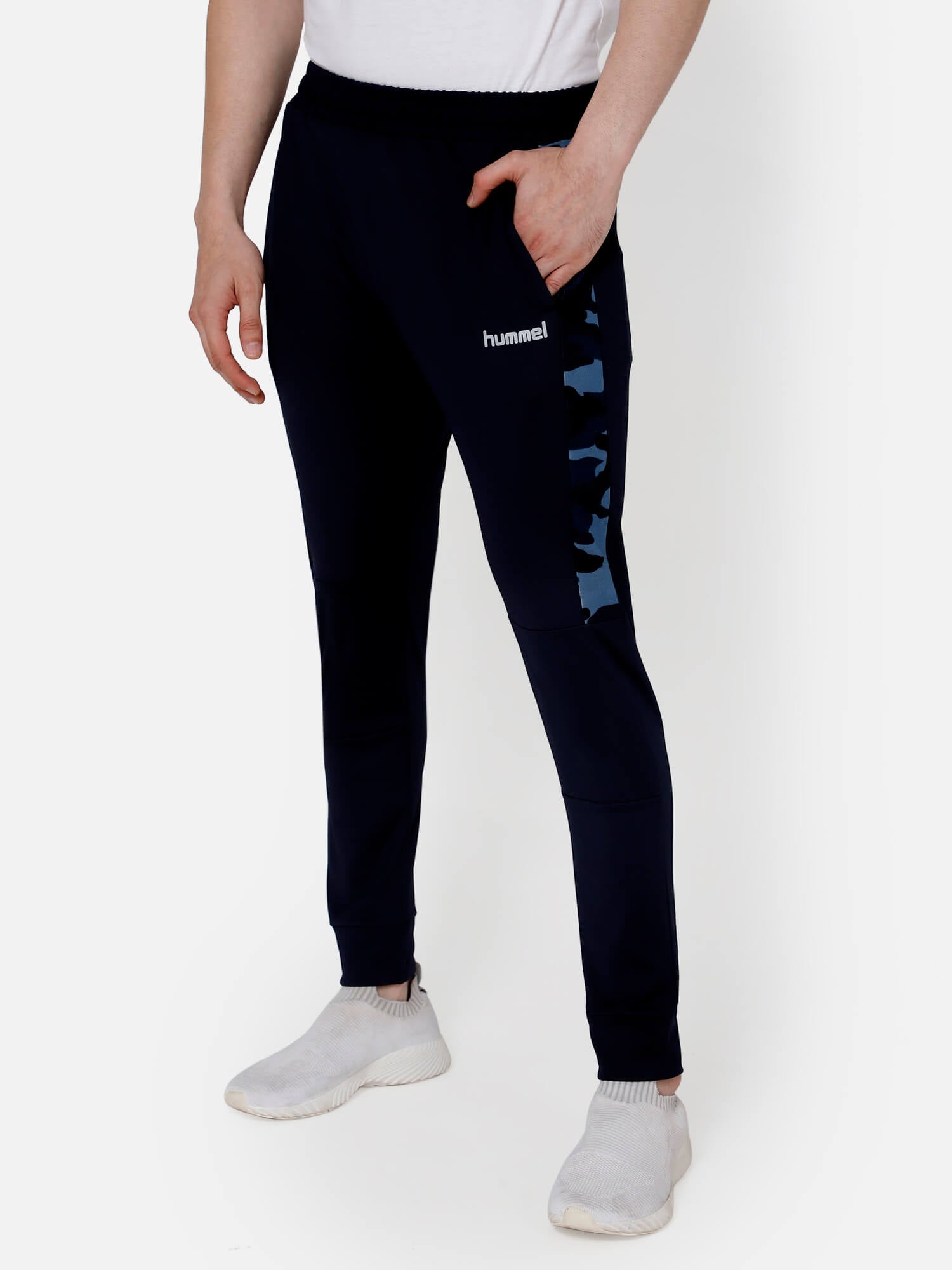 Hummel Track Pants (S) – lastdecades