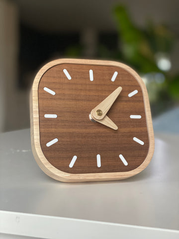 Silent Wooden 2-Handed Clock