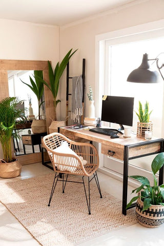 Nature-inspired colour palette tip for home office decorating