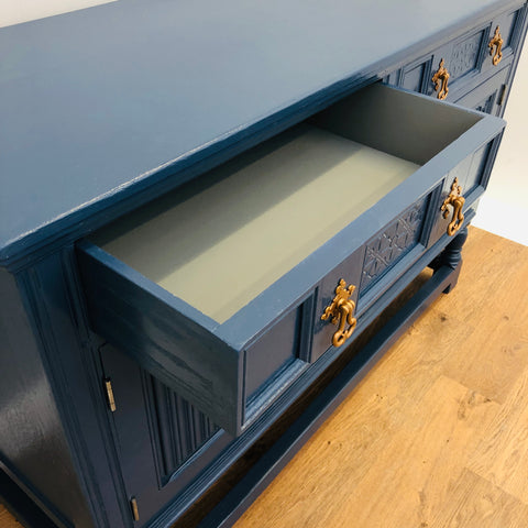 Sideboard painted in Benjamin Moore Gentleman's Grey