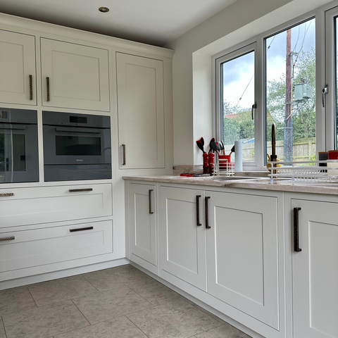 kitchen cupboard painting Hargrave Northamptonshire