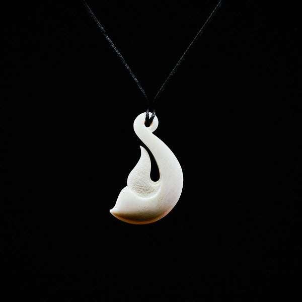 Hand Carved Bone Fish Hook Amulet Pendant New Zealand Maori Style Carving  G029137 - 3JADE wholesale of jade carvings, jewelry, collectables, prayer  beads