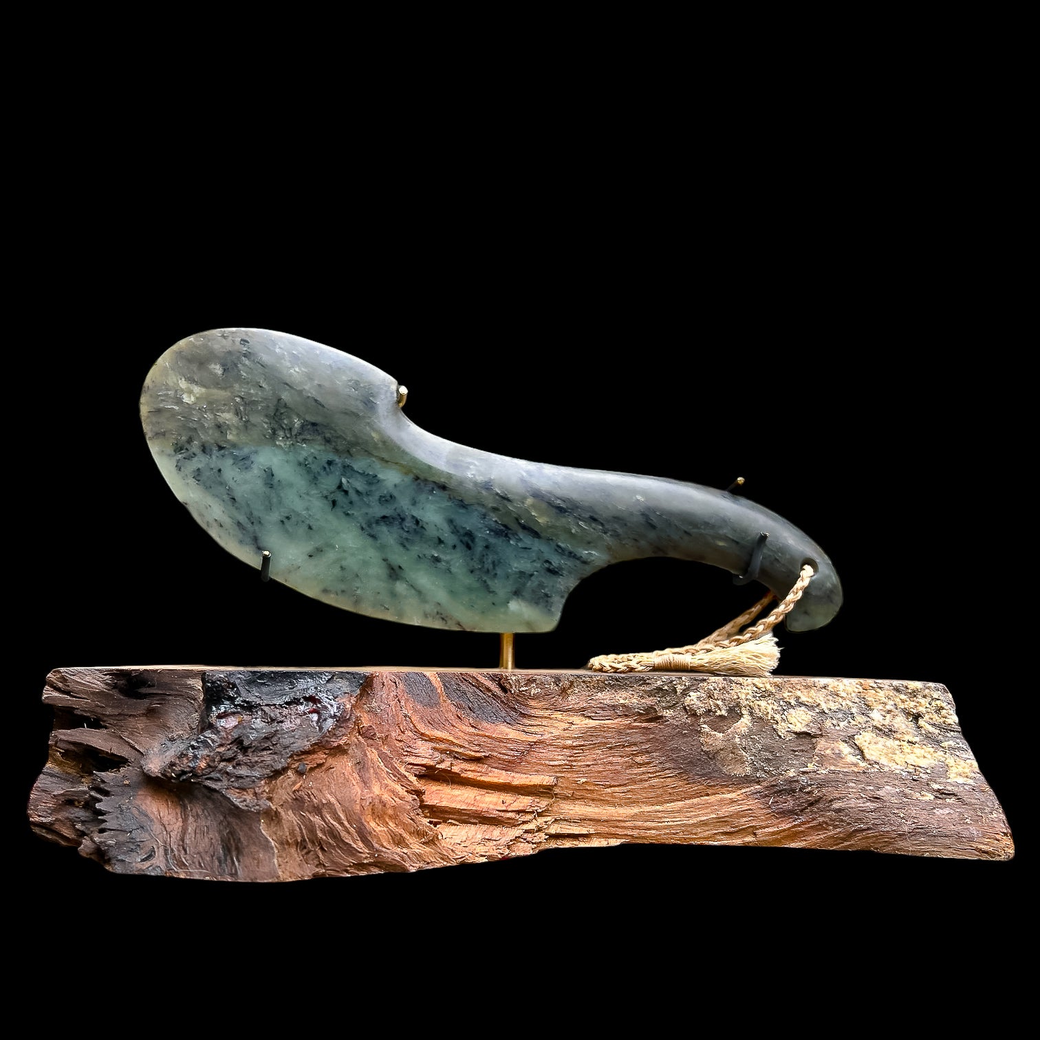 Pounamu Wahaika - New Zealand Jade War Club - Sands Carving Studio