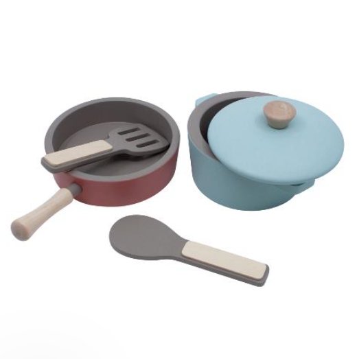 role play pots and pans