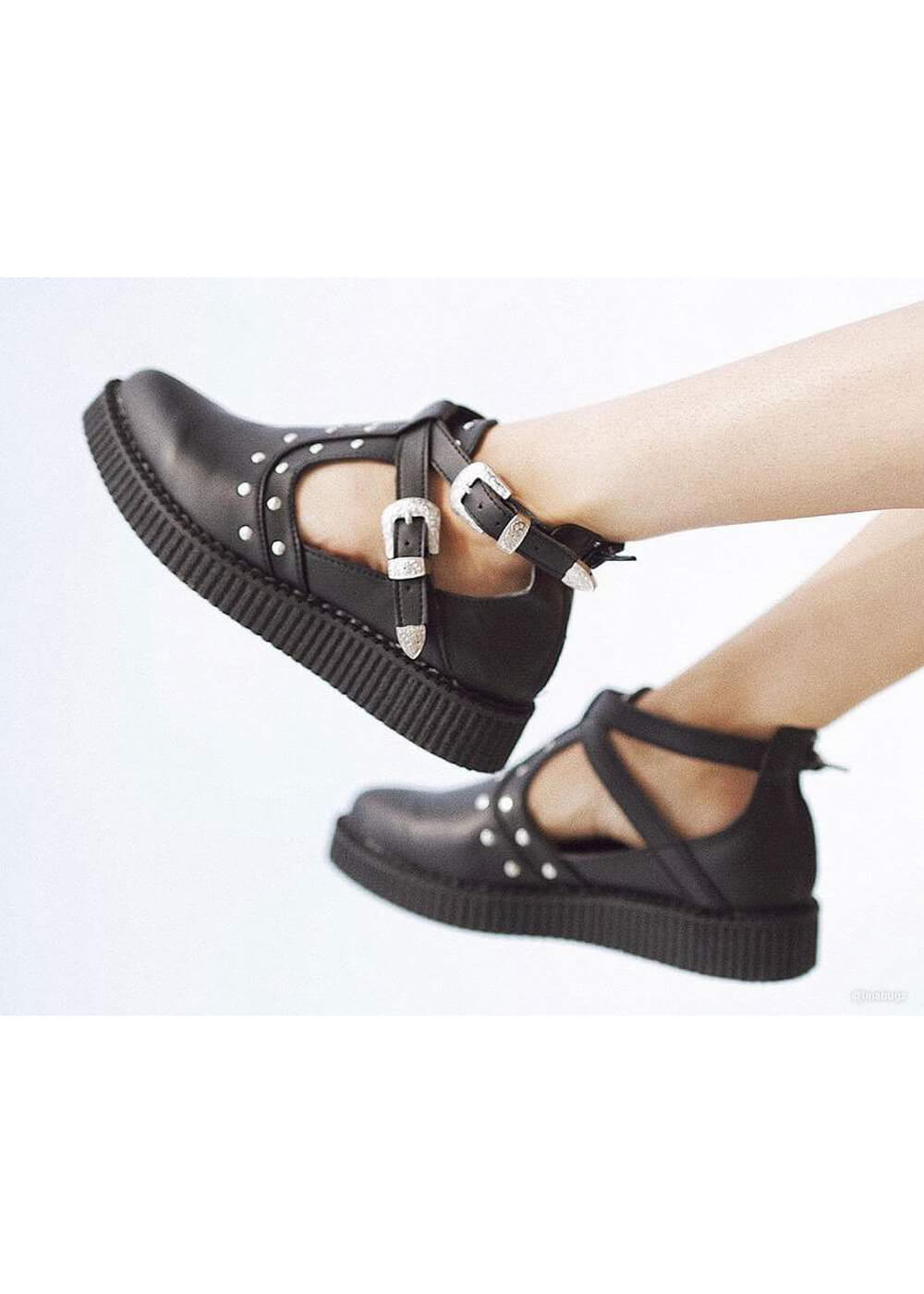 T.U.K Western Buckle Pointed Creepers – Succubus.nl