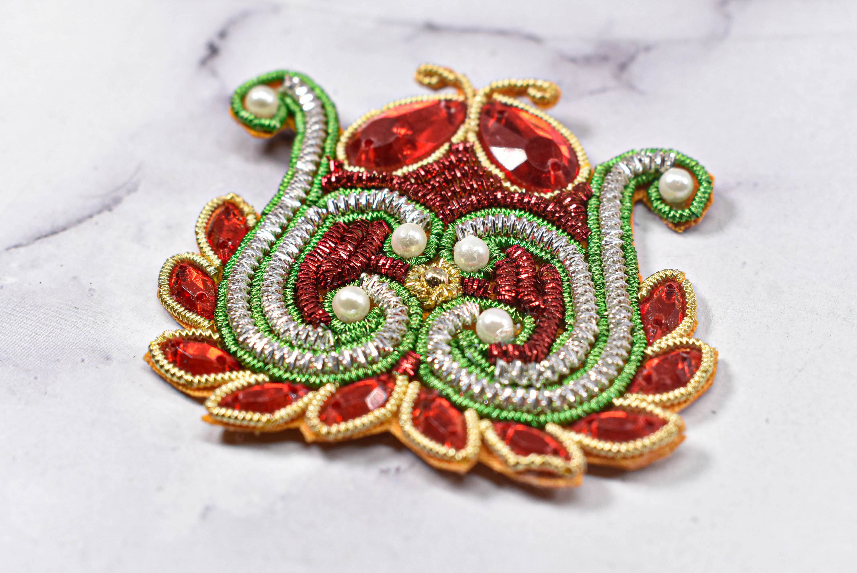Embroidered Patch: Patches Trimmings from India, SKU 00063284 at $67 — Buy  Luxury Fabrics Online