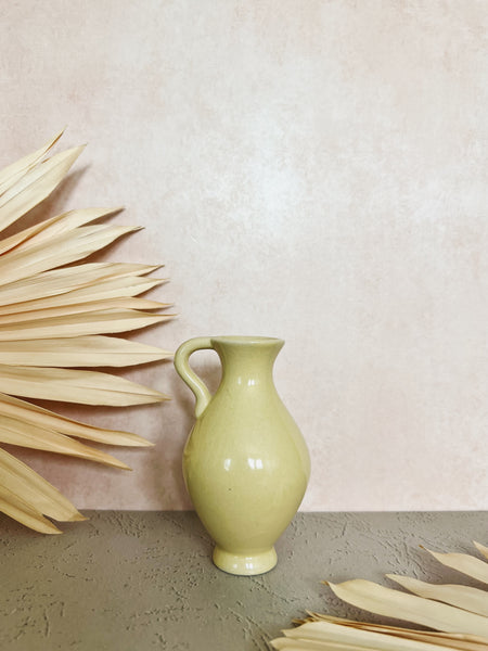 Ceramic Stylish Bag Vase - Ikorii
