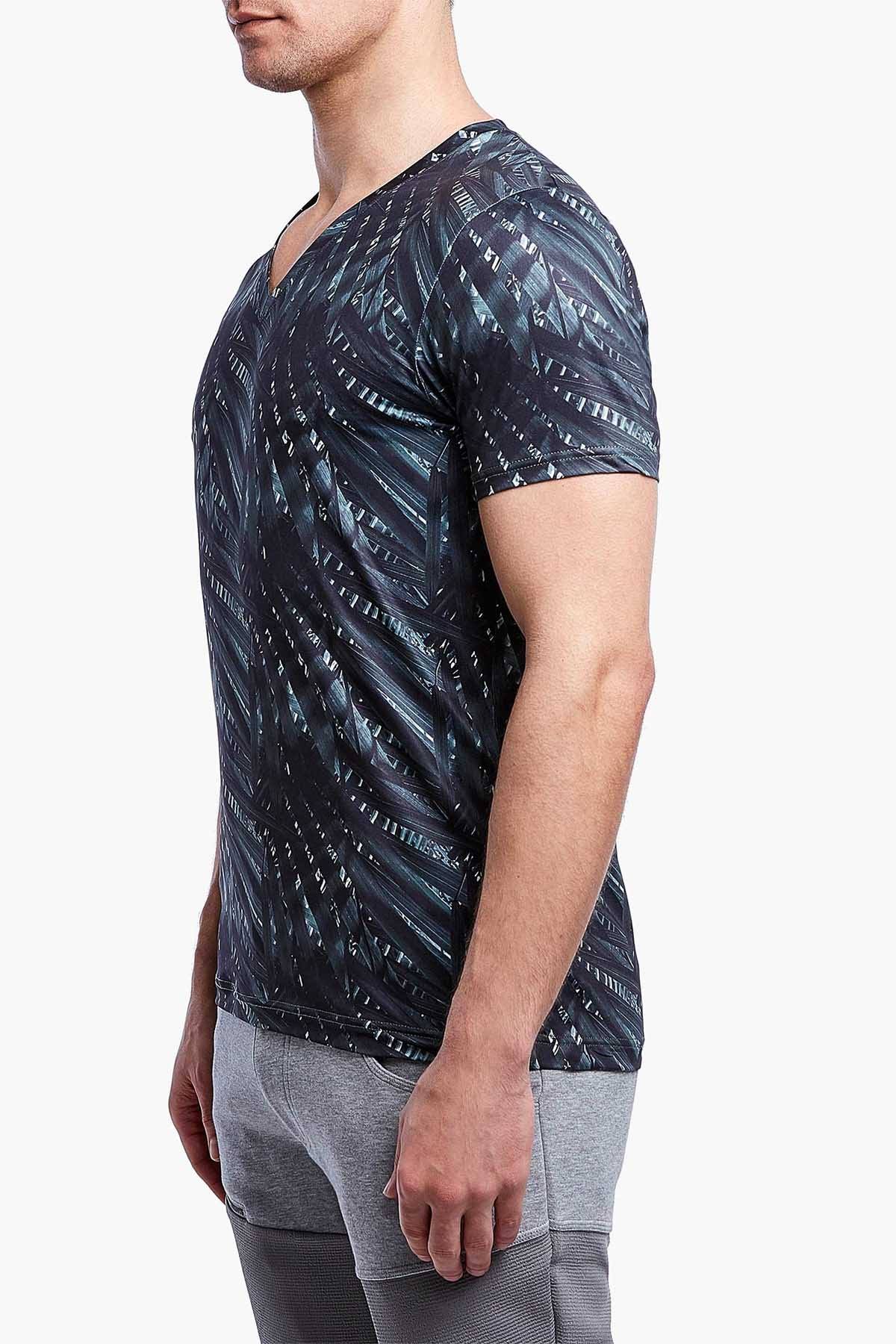 2(X)IST Graphic Leaf-Print Performance Mesh V-Neck Tee