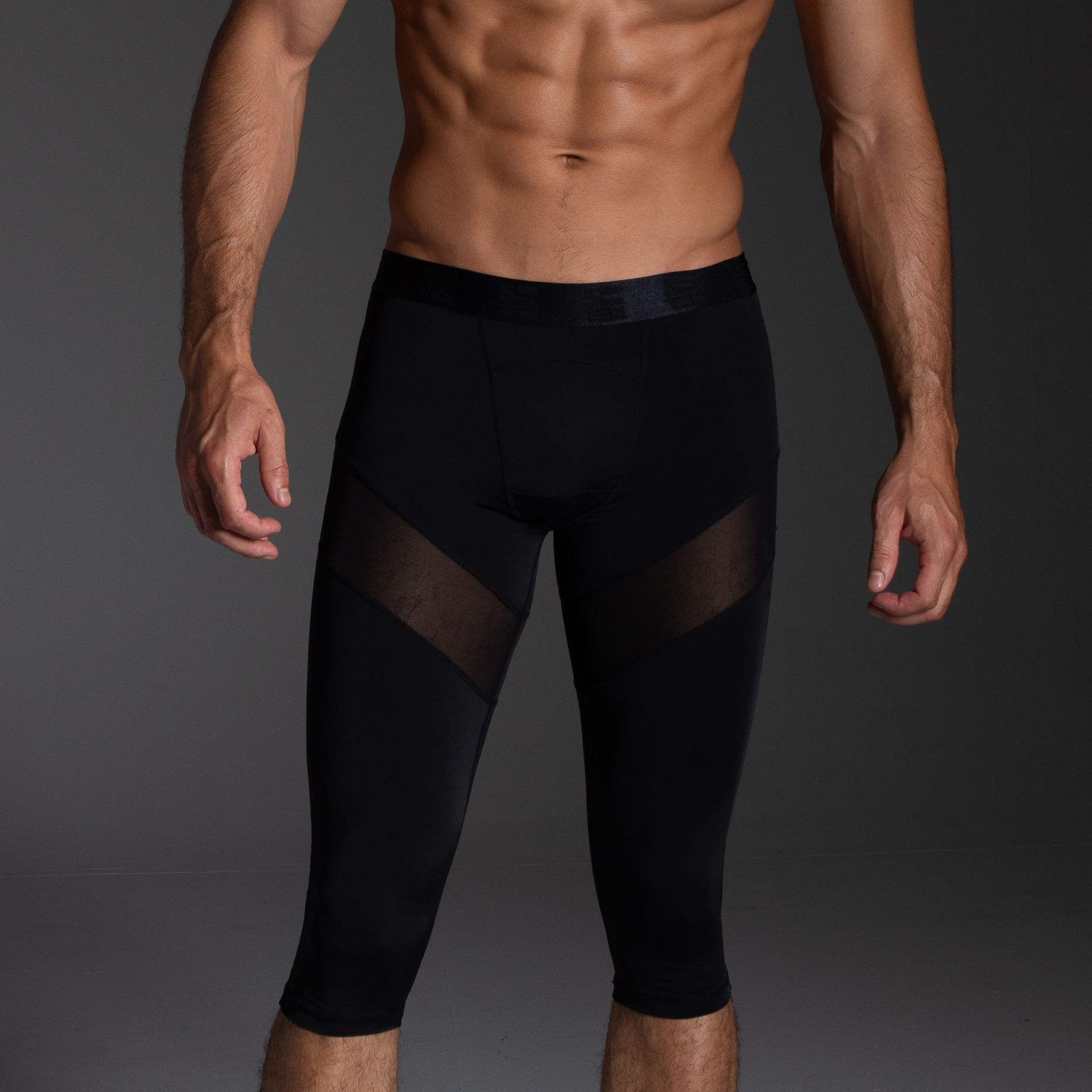 5=TEN Physiotech Mesh Panel Cropped Legging in Black