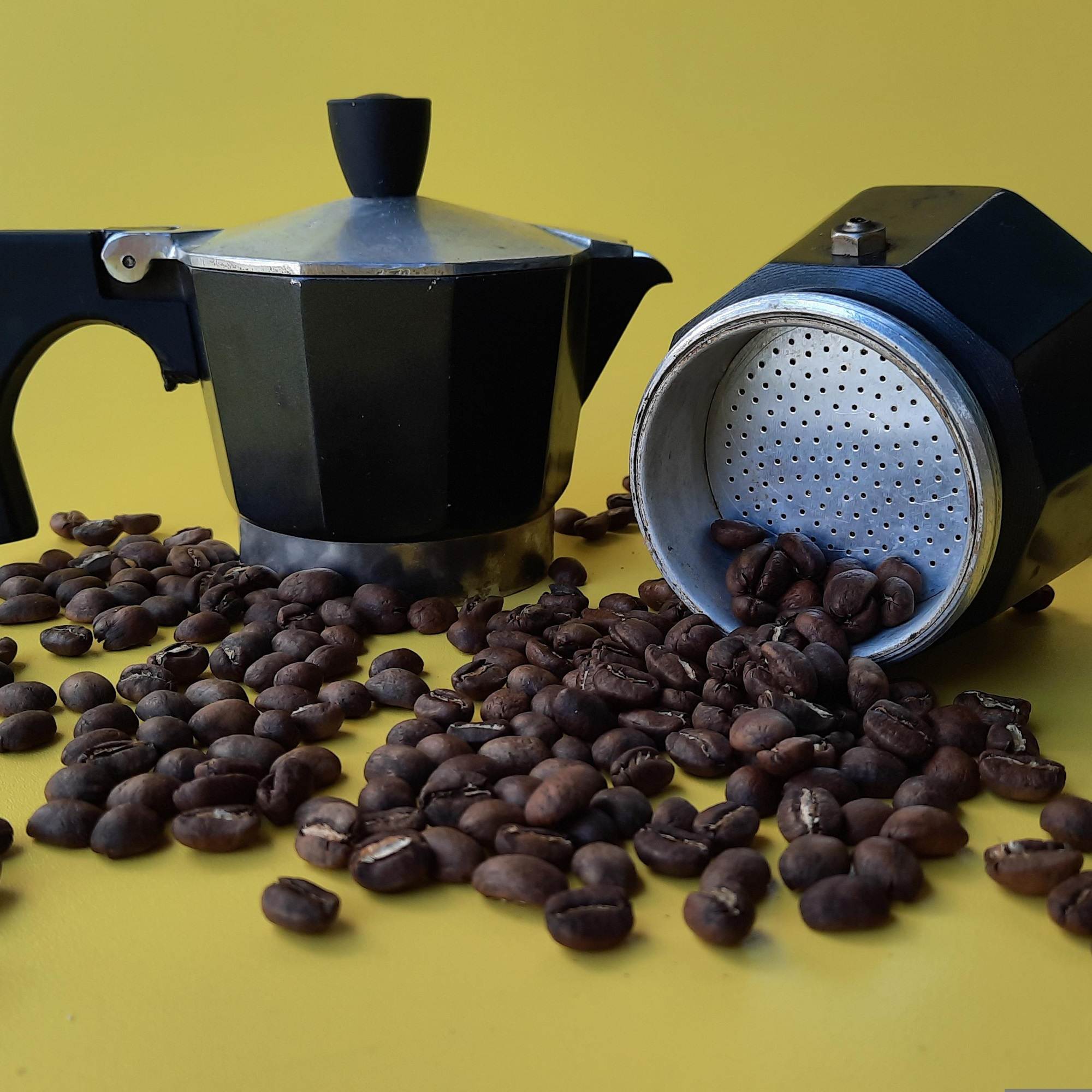 Cafetera Moka Induction (para 2 tazas) – East Crema Coffee®