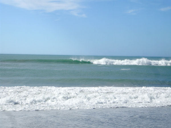 pukehina beach surf at otamarakau bay of plenty