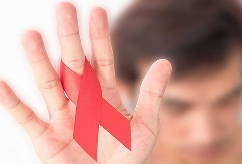 Không chỉ người đồng tính nam mới có nguy cơ bị HIV