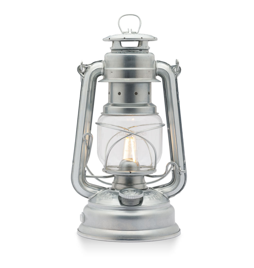 Se Feuerhand LED Lanterne Baby Special 276 Zinc-Plated hos RejseGear.dk