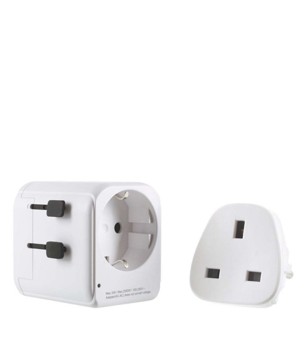 Se Lifeventure Usb Uk World Travel Adaptor - Adaptor hos RejseGear.dk