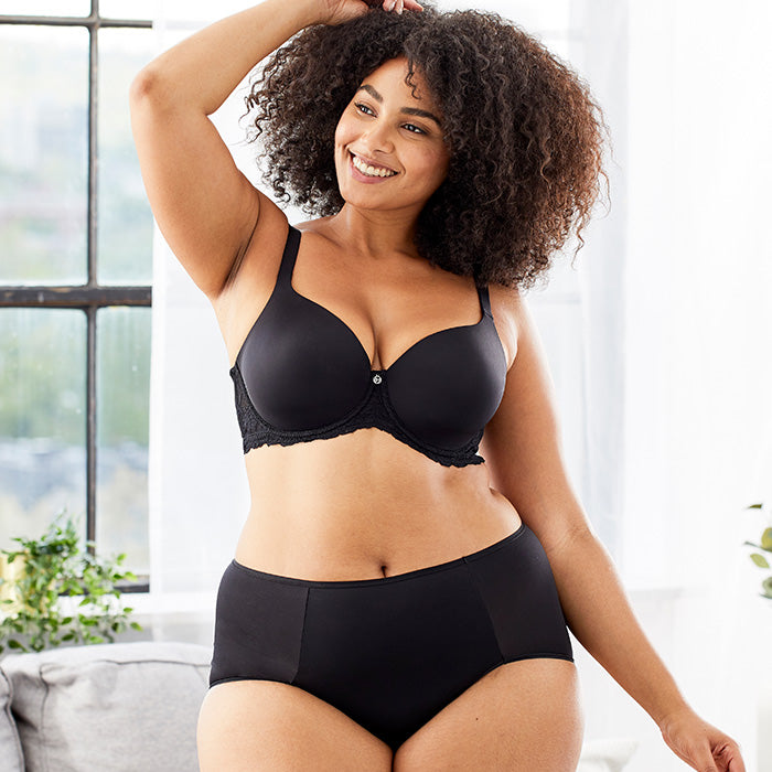 WOOLWORTHS - When you're buying a new bra, check the following: 1. A Comfy  Fit- The under band should sit horizontally around the body. You should be  able to fit two fingers