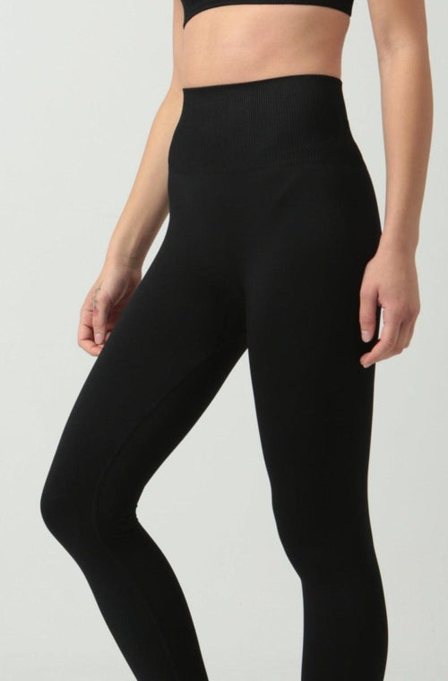 SOFT SMOOTHING SEAMLESS LEGGING | ONYX | Leggings are not pants, Ankle  length leggings, Black leggings