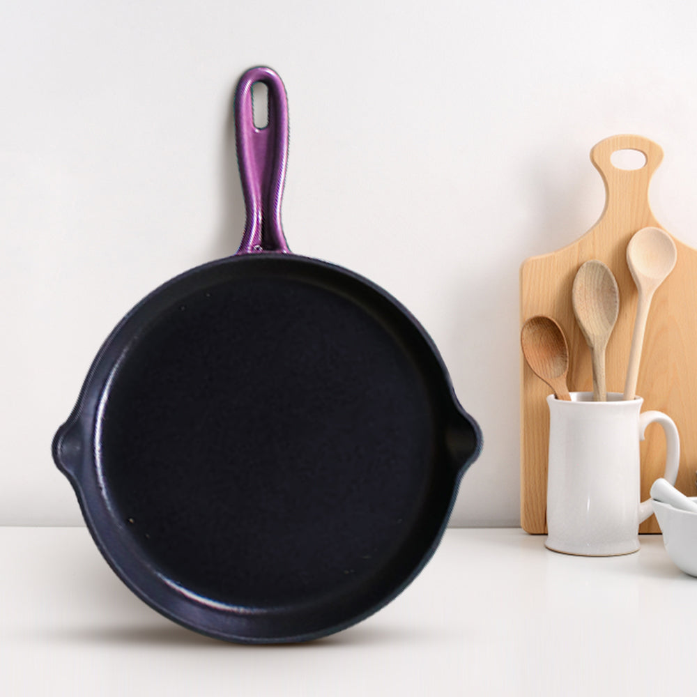 This Cast Iron Flat Top Is Super Versatile — And Beautiful, Too - The  Gourmet Insider