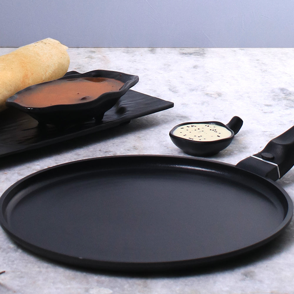 Inducta Die-Cast Aluminium Non-stick Dosa Tawa | 3.8 mm Extra Thick Base | 28cm Non Stick Tawa | Ideal for Roti/Paratha/Dosa | Induction Friendly | Soft Touch Bakelite Handle | 2 Year Warranty | Black