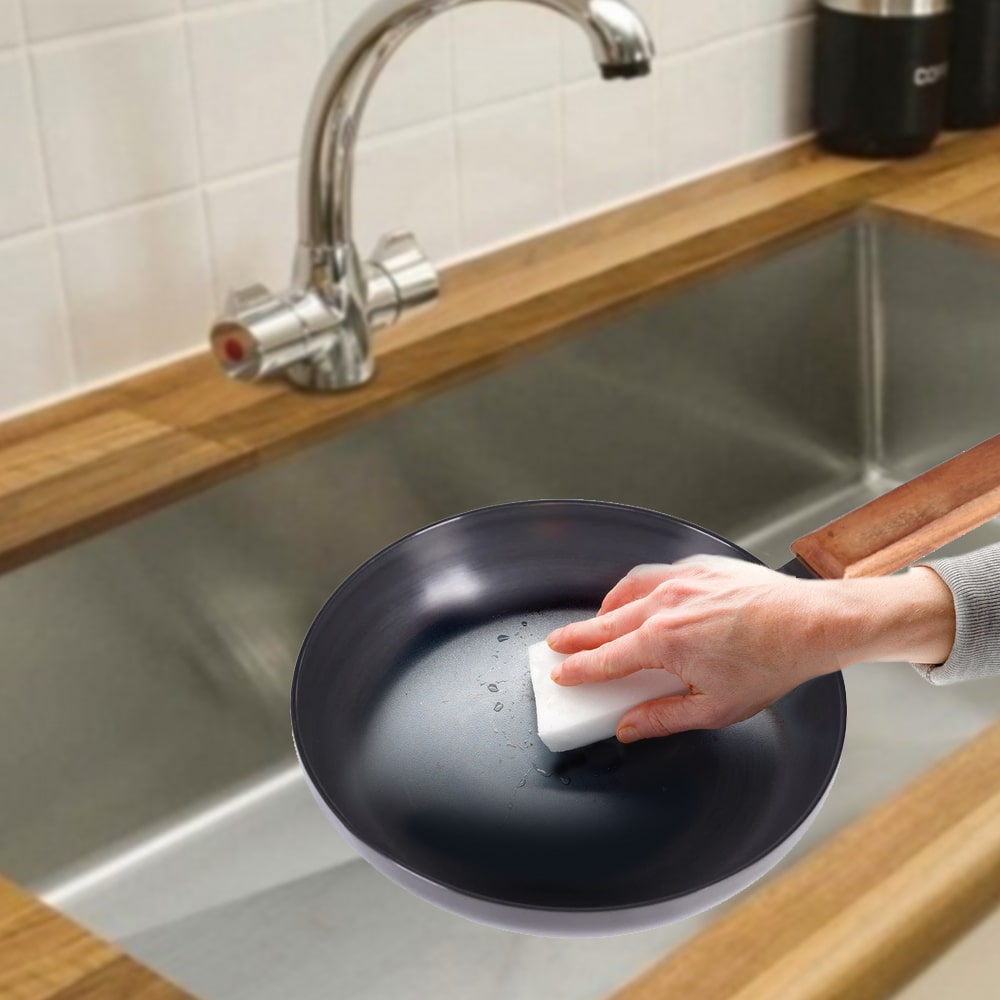 Ebony Hard-Anodised 24 cm Fry Pan | 1.75 L | 3.25mm thickness | Black