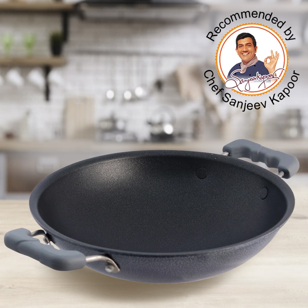 Appachetty Breakfast Pan with Lid | Nonstick Cookware | Appachatty | Chetty Pan | Appam Patra | Round Bottom Kadai | 3mm Thick | Black 22 cm | 1 Year Warranty