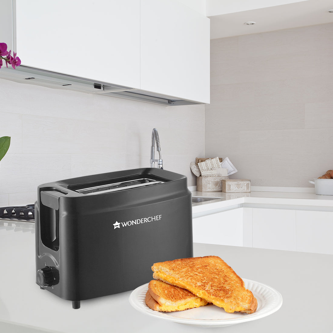 Acura Plus Pop Up Slice Toaster, 750W, 7 Browning Controls, Removable Crumb Tray, 2 Years Warranty, Black