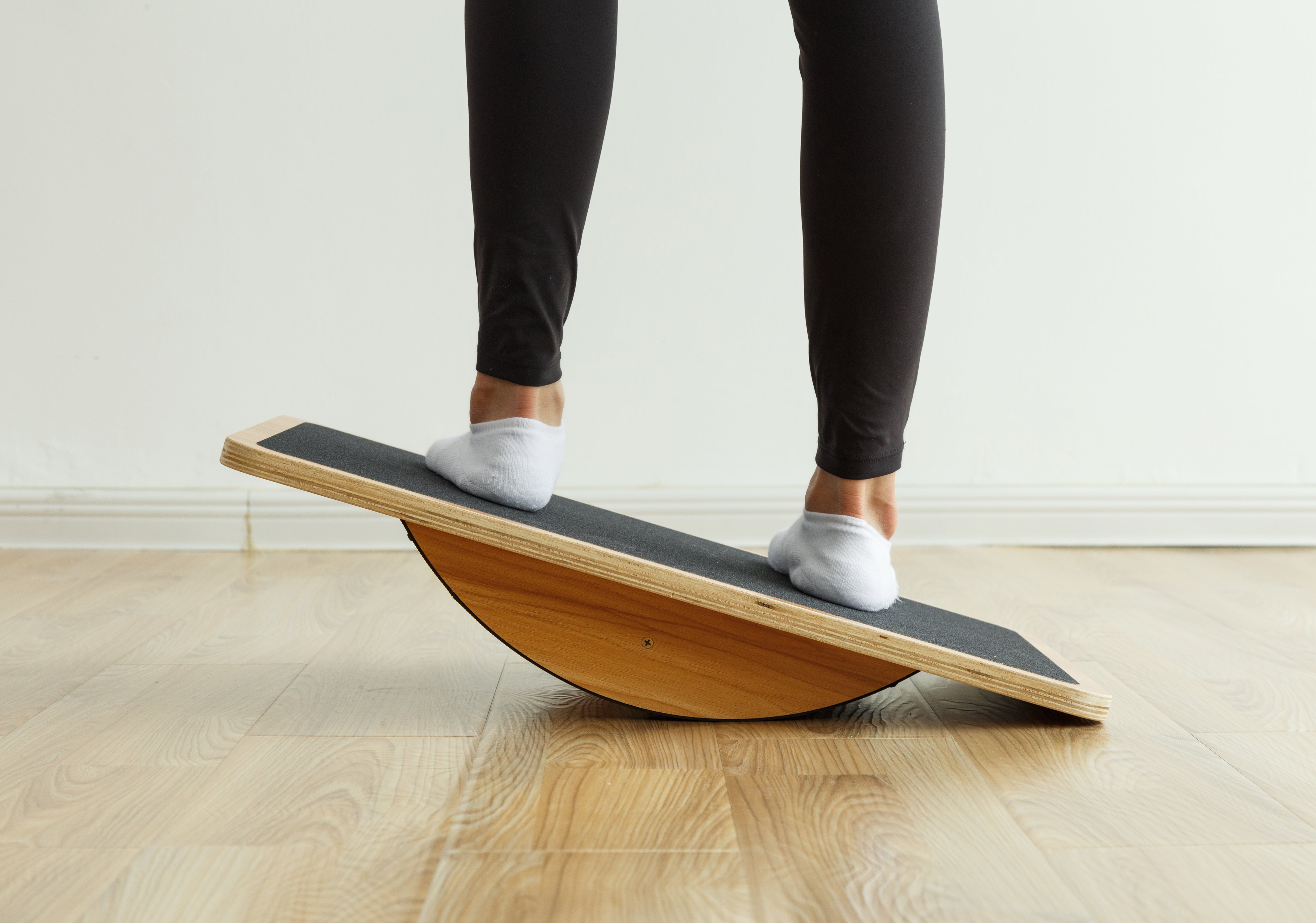 Unlock the Physical and Mental Benefits of Balance Boards—A Comprehens –  StrongTek