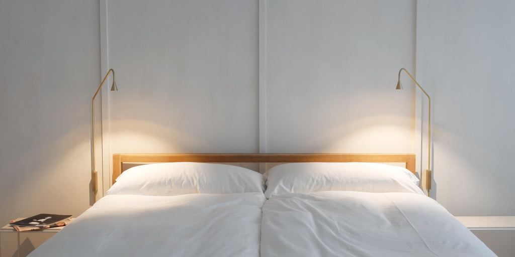 Trizo21 Austere wall lamp