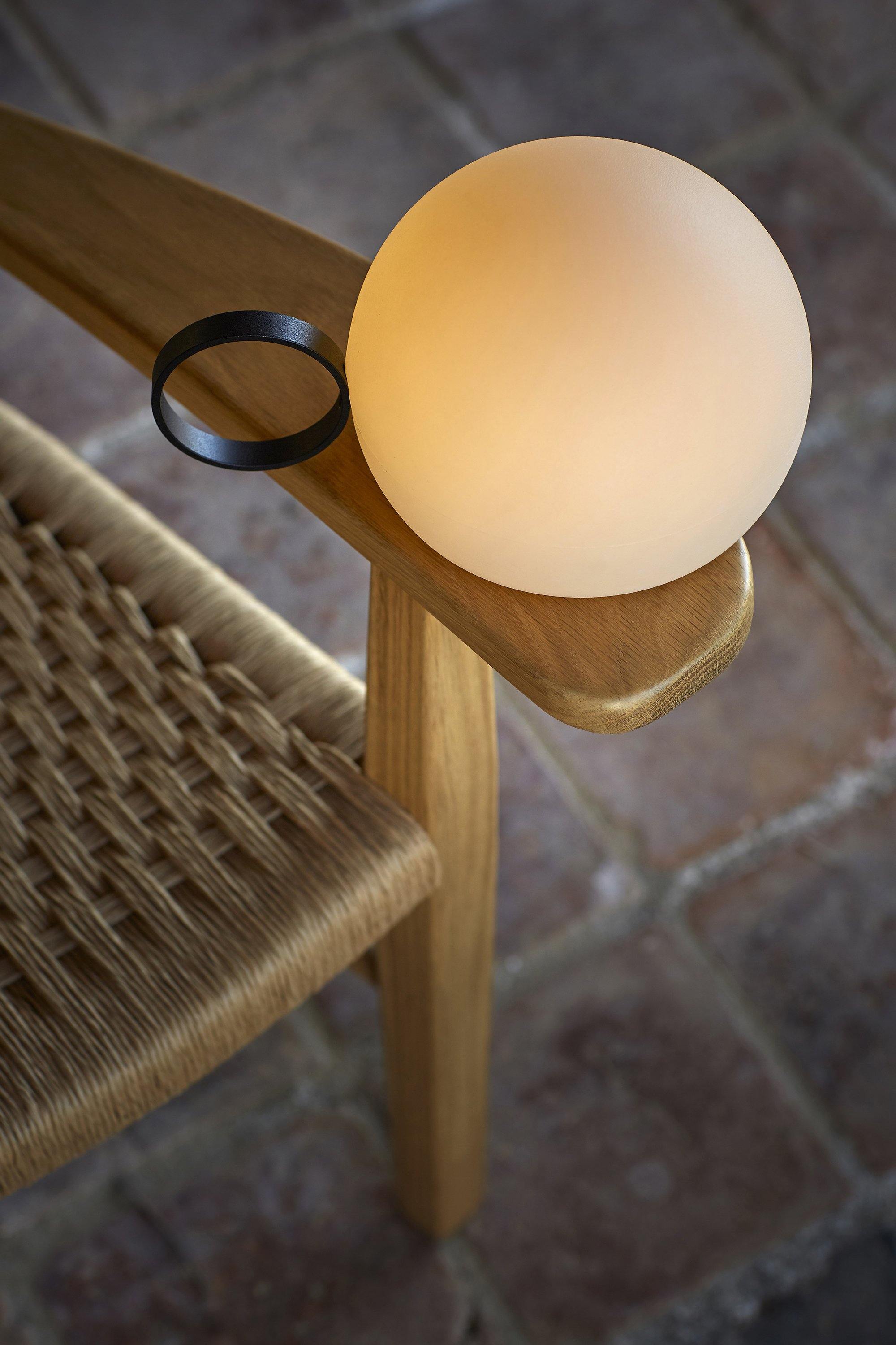 circ desk lamp estiluz