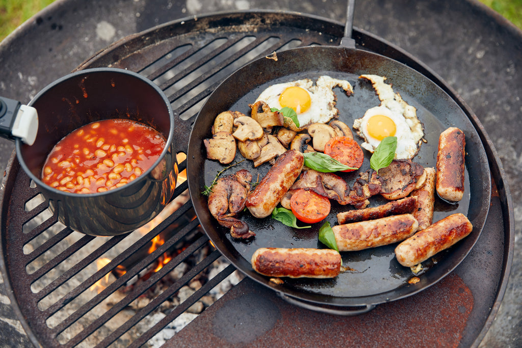 traditional cooked breakfast cooked on the firepit