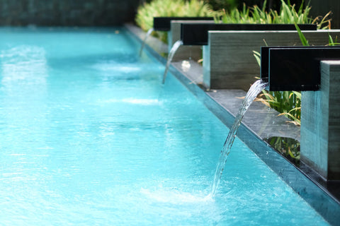 water features in swimming pool