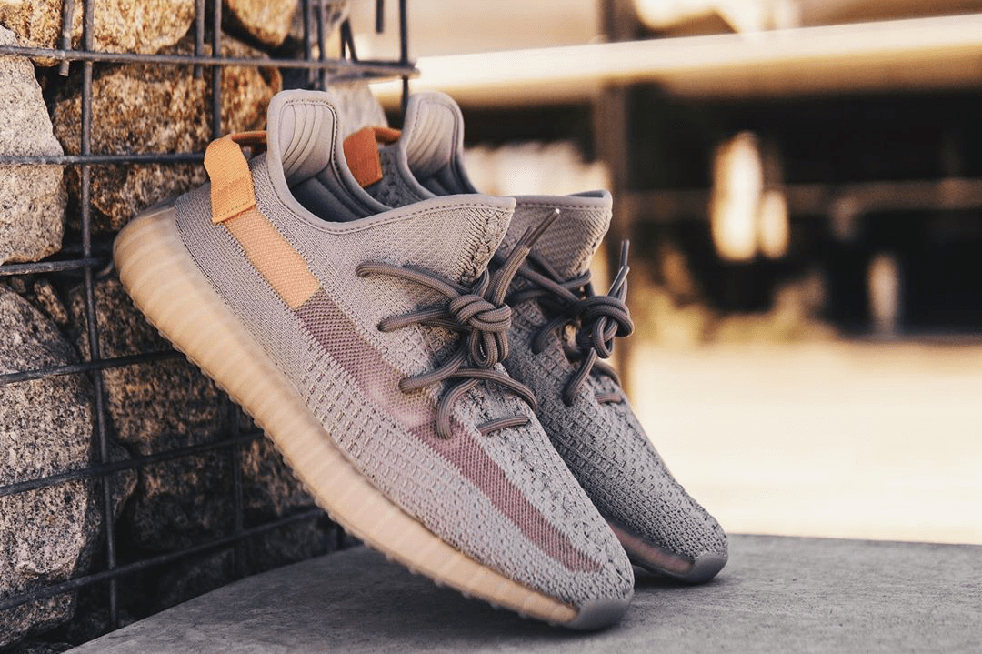 Yeezy 350 Boost v2 True Form EG7492 – HDG.sales