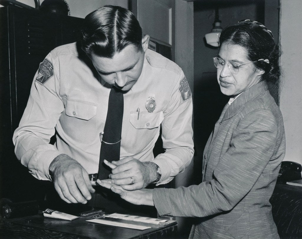Rosa_Parks_being_fingerprinted_by_Deputy_Sheriff_D.H._Lackey_after_being_arrested_on_February_22,_1956,_during_the_Montgomery_bus_boycott