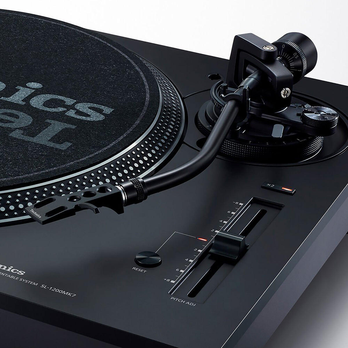 Technics: SL-1200 MK7 Turntable - PRE-ORDER – TurntableLab.com