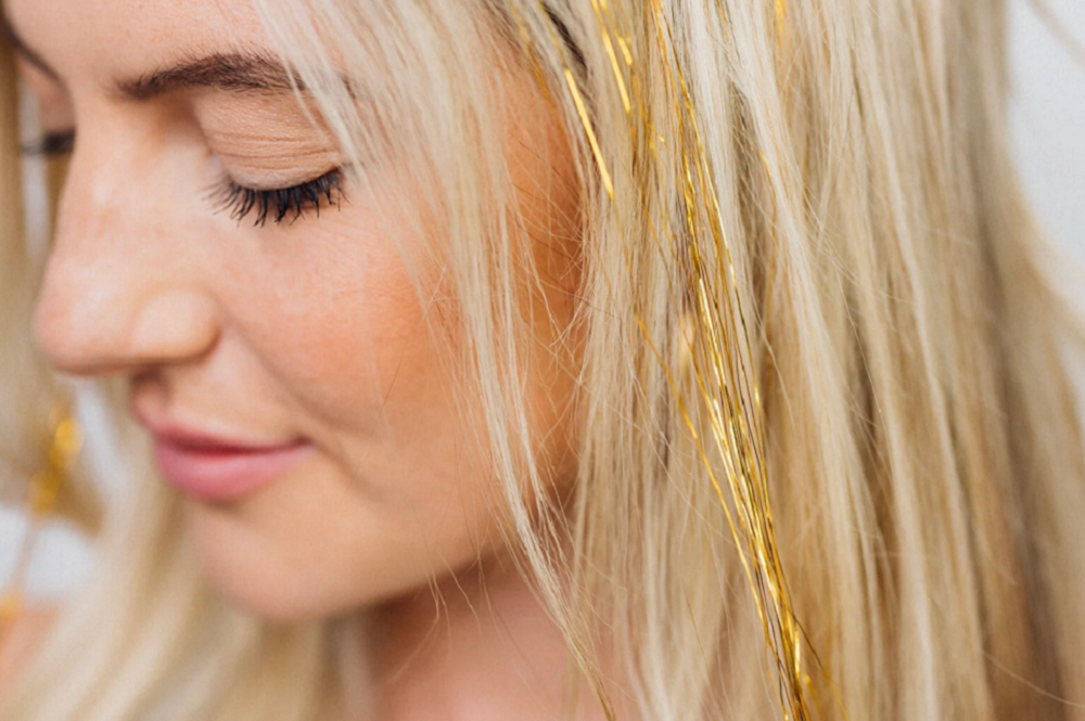 gold hair tinsel on blonde hair, hair tinsel kit, hair tinsel colors