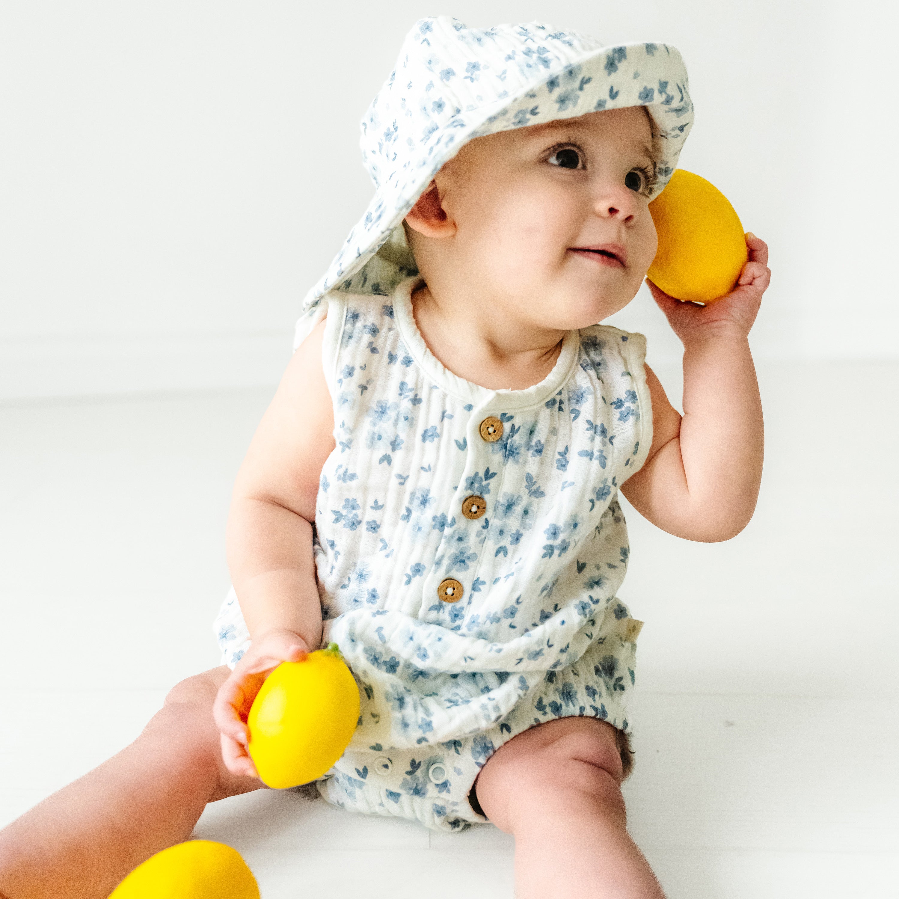 Organic Muslin Bucket Sun Hat - Flock